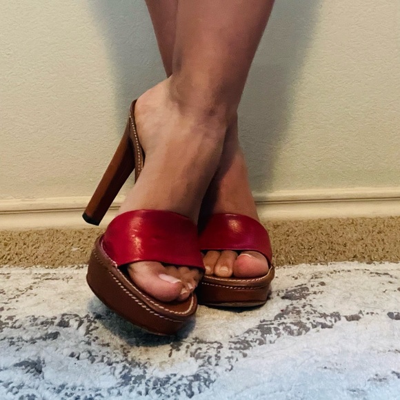 Yves Saint Laurent Heel Sandal - Picture 2 of 7